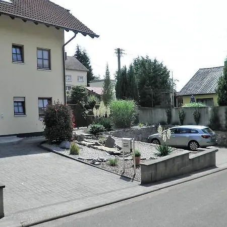Apartment Fewo Im Herzen Der Pfalz Mit Sonnenterrasse Gossersweiler-Stein